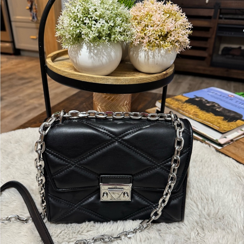 MICHAEL Michael Kors Black Quilted Crossbody Bag